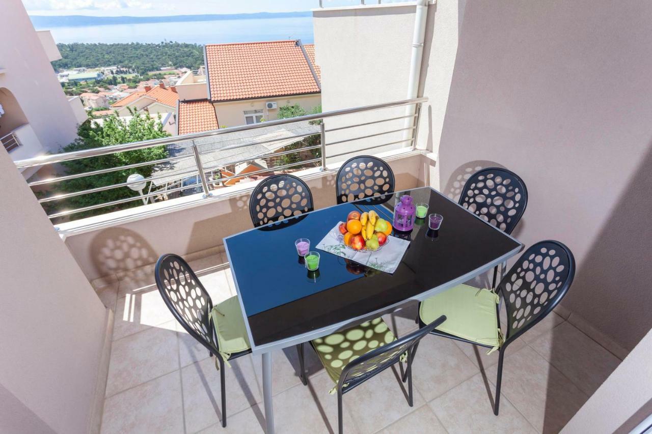 Apartments Dora Макарска Экстерьер фото